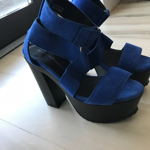 Suede platform heels Size 9 worn once - Picture 4 of 5